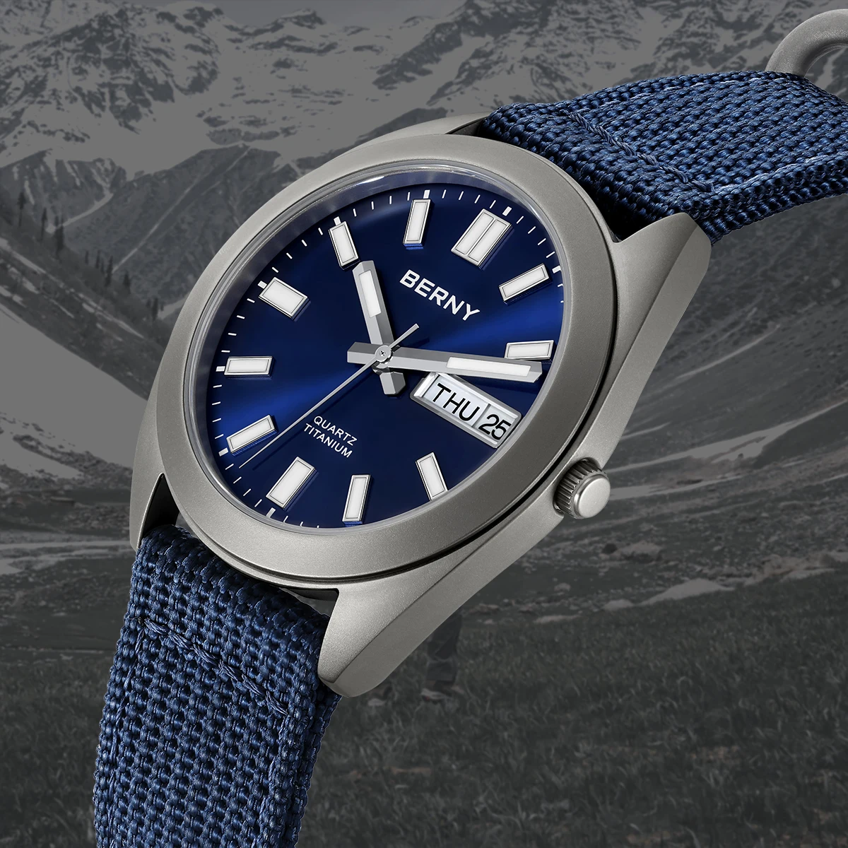 BERNY Titanium Mannen Horloge  - Field Watch Titanium 100M Sapphire recensie en prijs