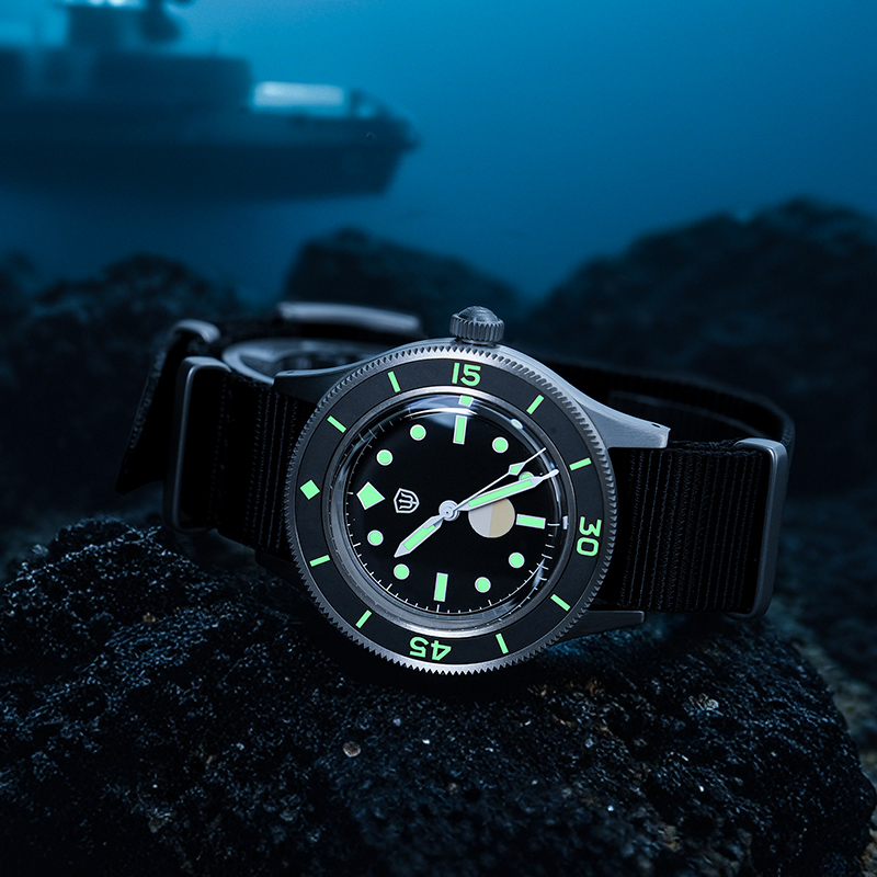 Watchdives WD50Ti duikhorloge  - Titanium Automatic Watch 300M Sapphire recensie en prijs
